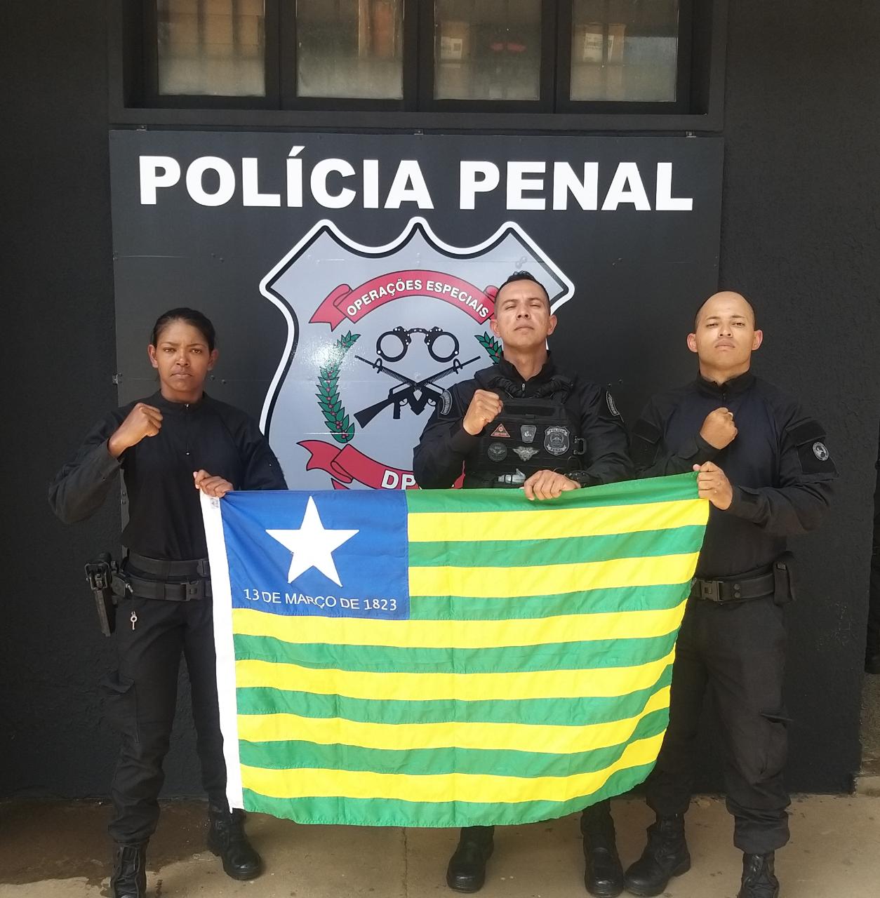 Policial Penal Se Torna A Primeira Mulher A Concluir Curso De