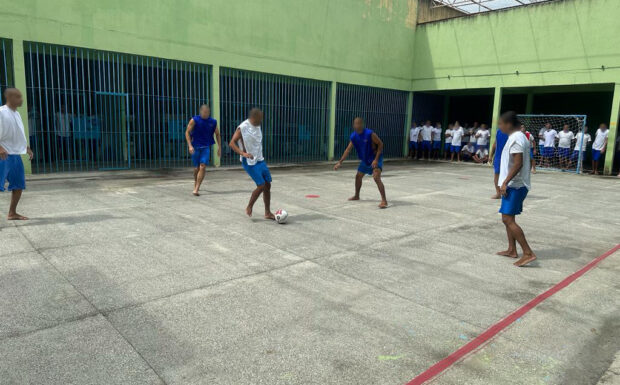 Internos da CDP de São Raimundo Nonato participam de torneio esportivo na unidade penal.