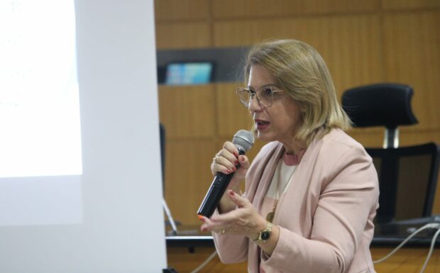 Diretora de Humanização e Reintegração Social da Sejus, Geusélia Cavalcante.